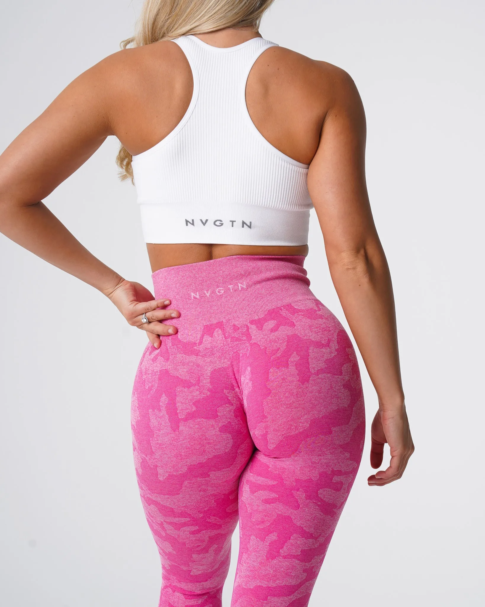 Bubble Gum Pink Camo Seamless Leggings