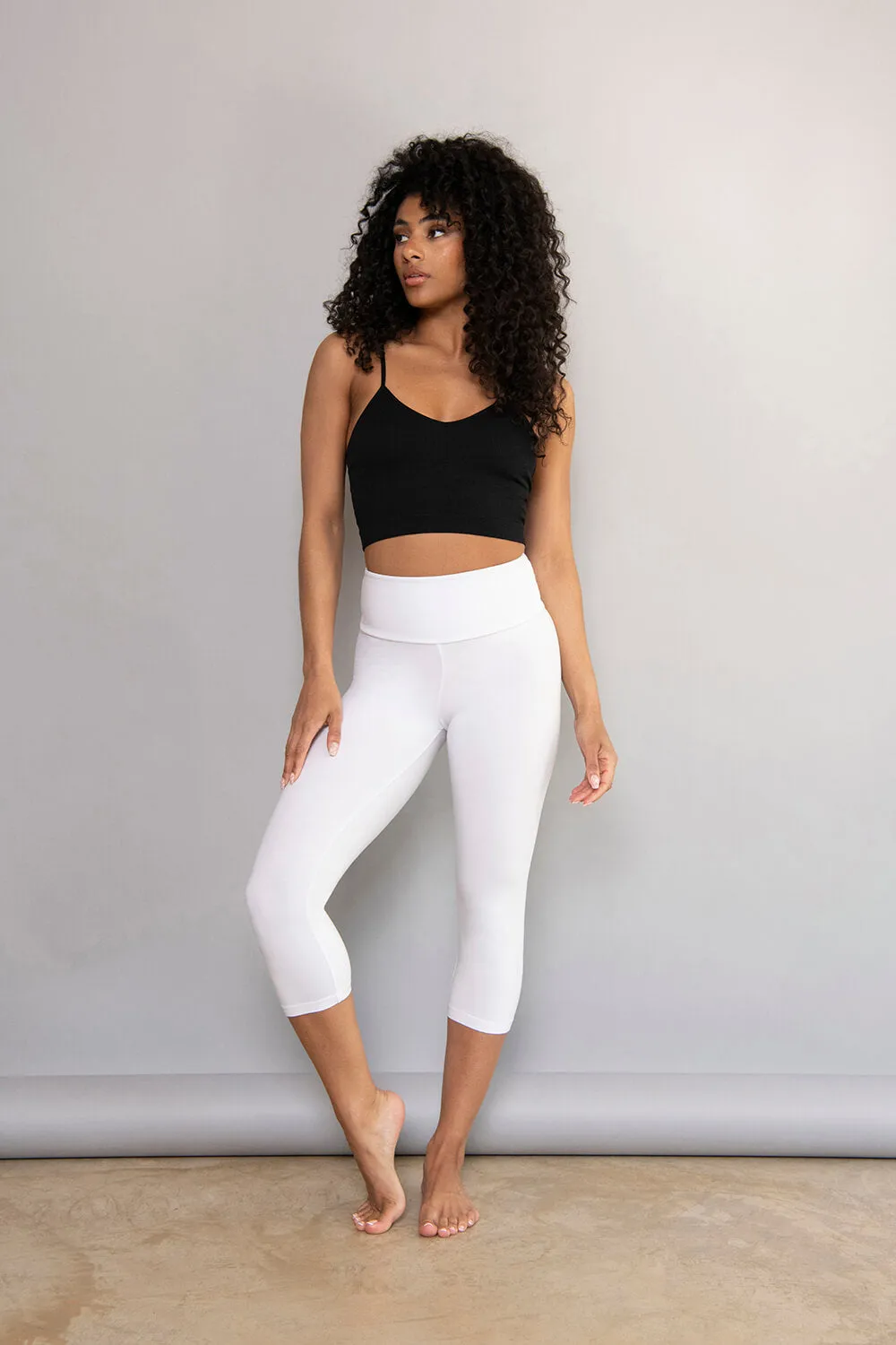 Curve Cropped Lightweight Leggings - White